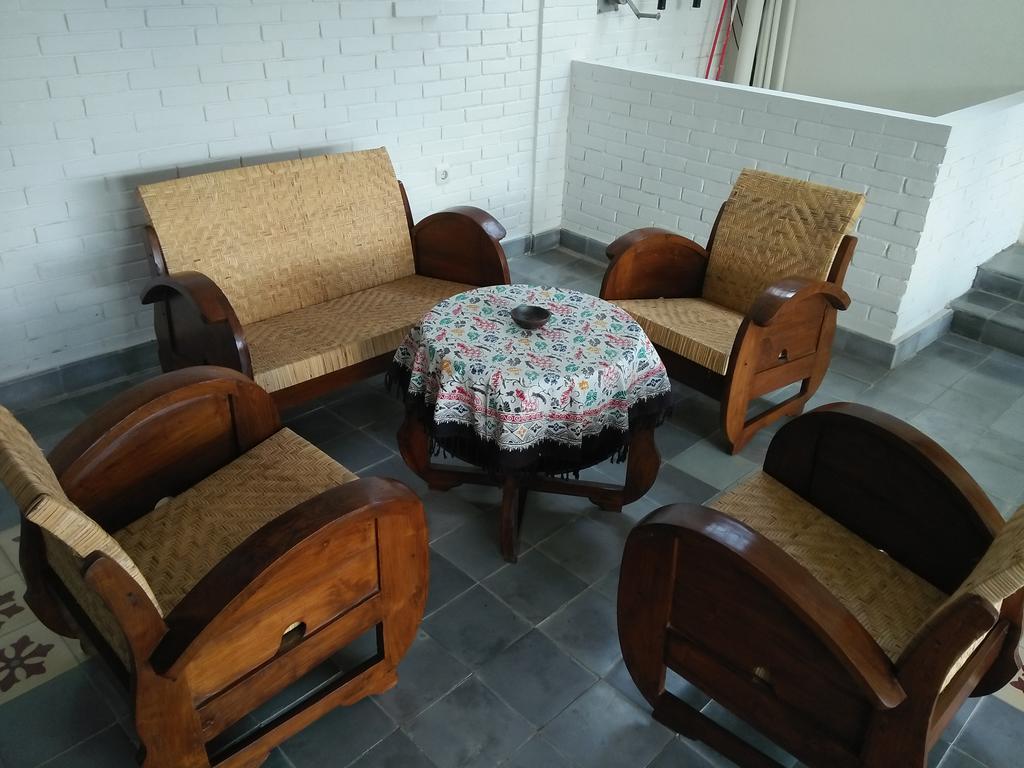 Satu Kayen Guest House 스레맨 외부 사진
