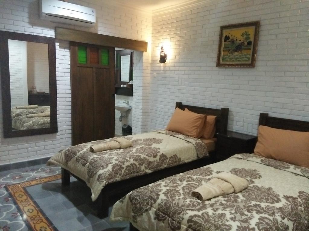 Satu Kayen Guest House 스레맨 외부 사진