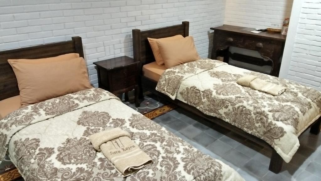 Satu Kayen Guest House 스레맨 외부 사진